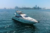 Rent Azimut 62 Lucky Star yacht in Dubai - Image 2