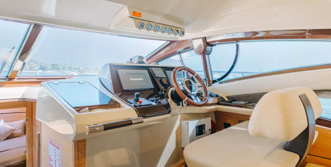 Azimut 48 No Regrets — LSB Charter — photo 3