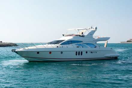Rent Azimut 62 Freedom II yacht in Dubai