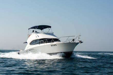 Riviera 47 Flybridge (fishing) for rent in Dubai Аренда Riviera 47 Flybridge (fishing) в Дубае