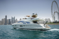 Rent Azimut 62 Lucky Star yacht in Dubai - Image 3