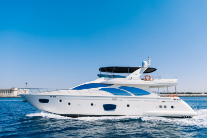 Rent Azimut 75 Viktoria  in Dubai - Image 1