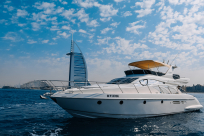 Rent Azimut 50 Candy yacht in Dubai - Image 2